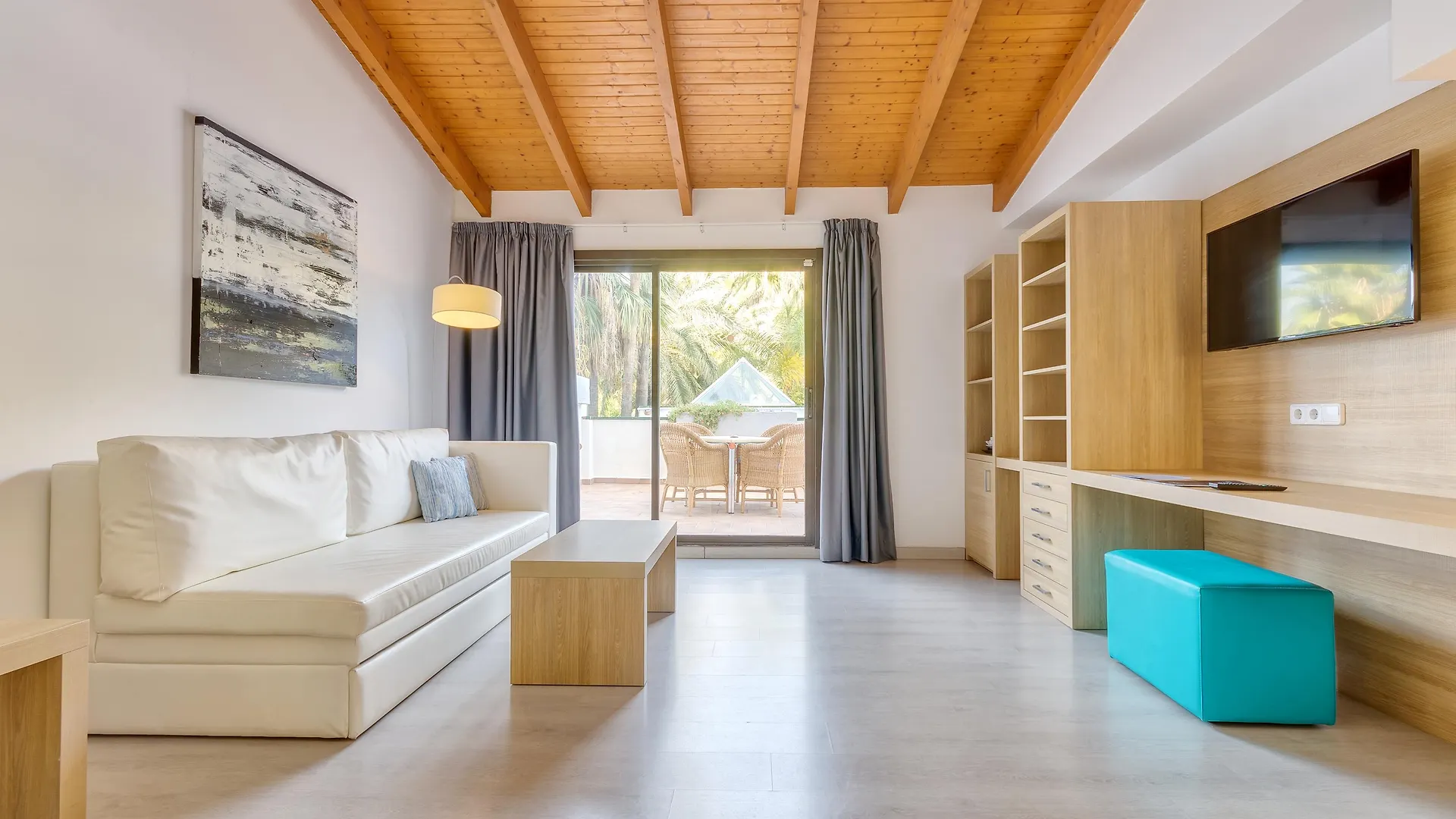 Bahia De Alcudia Hotel & Spa Порто де Алькудиа
