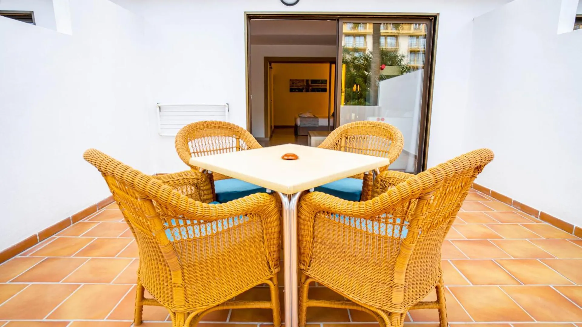 Bahia De Alcudia Hotel & Spa Порто де Алькудиа