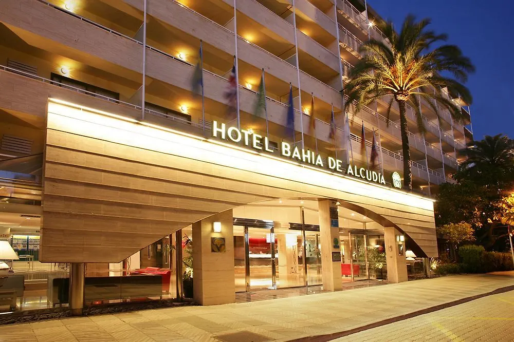 Bahia De Alcudia Hotel & Spa Порто де Алькудиа